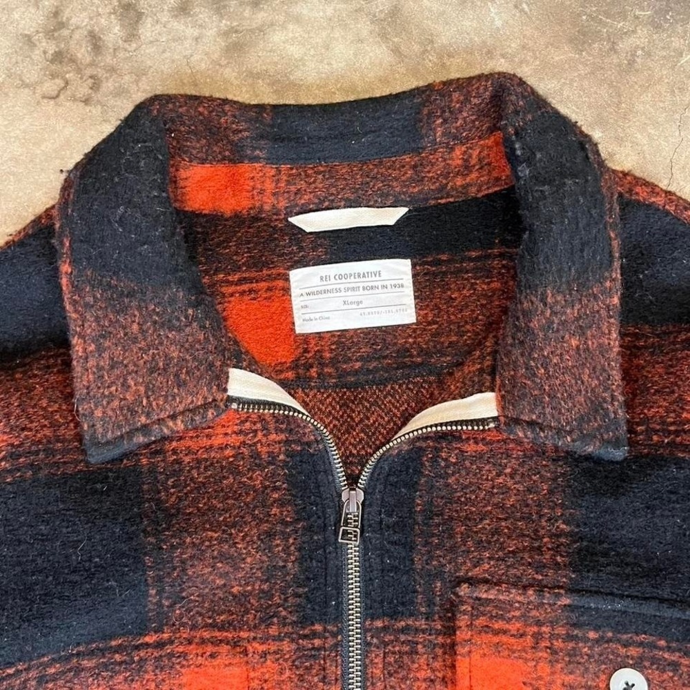 Rei co-op red and black plaid fleece jacket Size men's XL - Picture 2 of 7